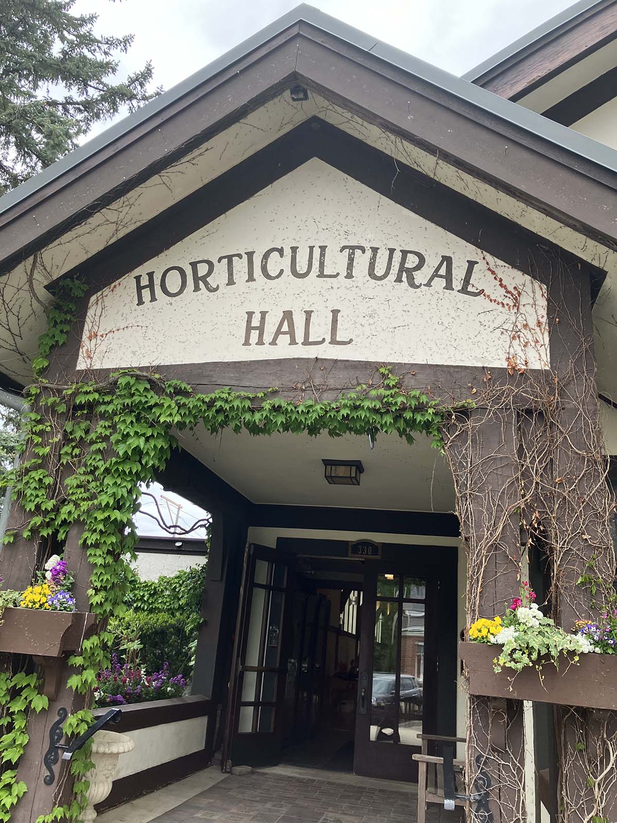 Horticultural Hall
in the real Lake Geneva