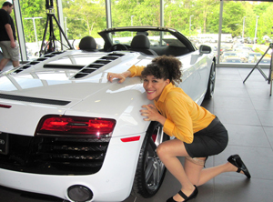 Rydia
loves Silver Cars that go Fast